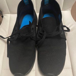 Native Size 8 , Black Apollo Chukka Sneakers